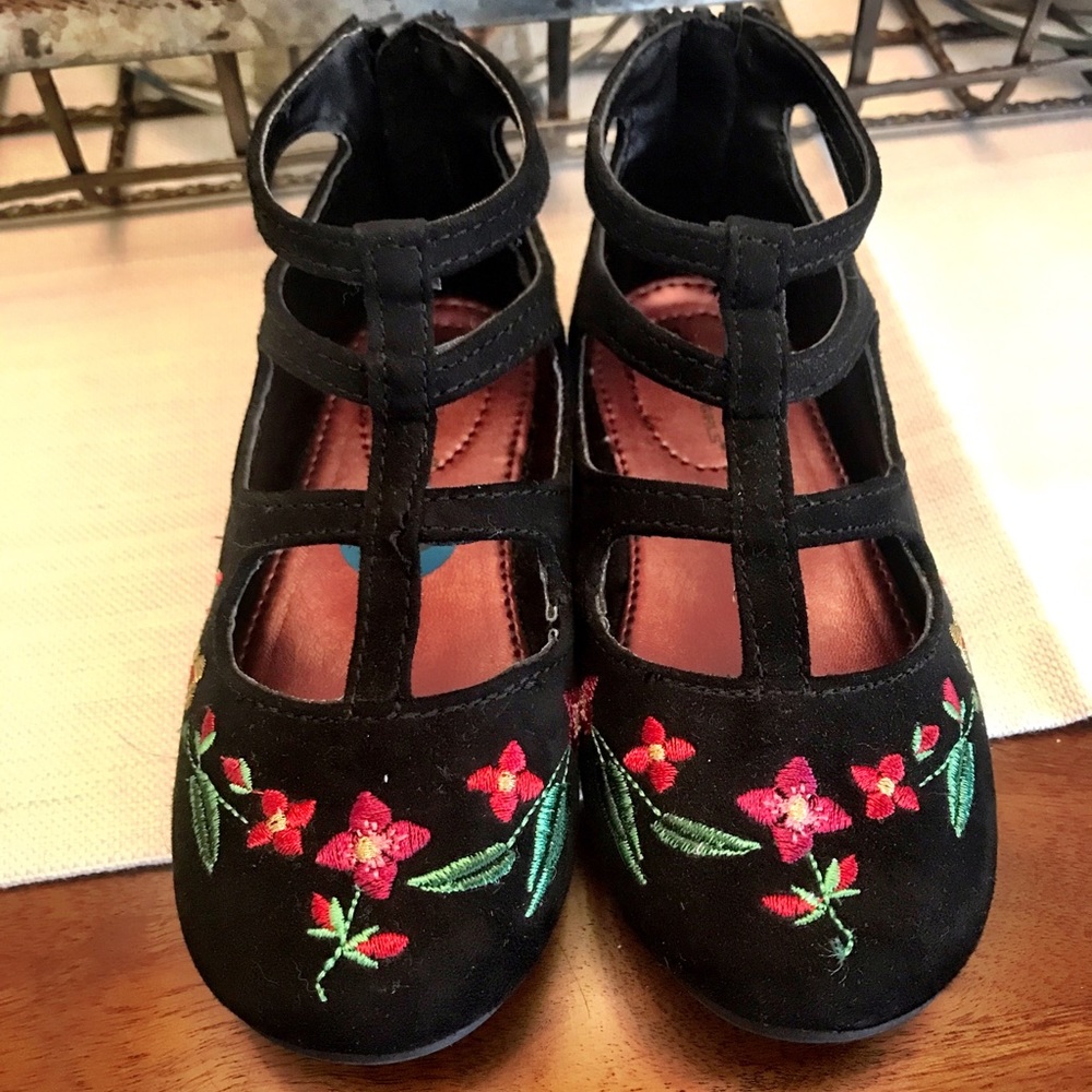 NEW Toddler Girls Flats Size 10